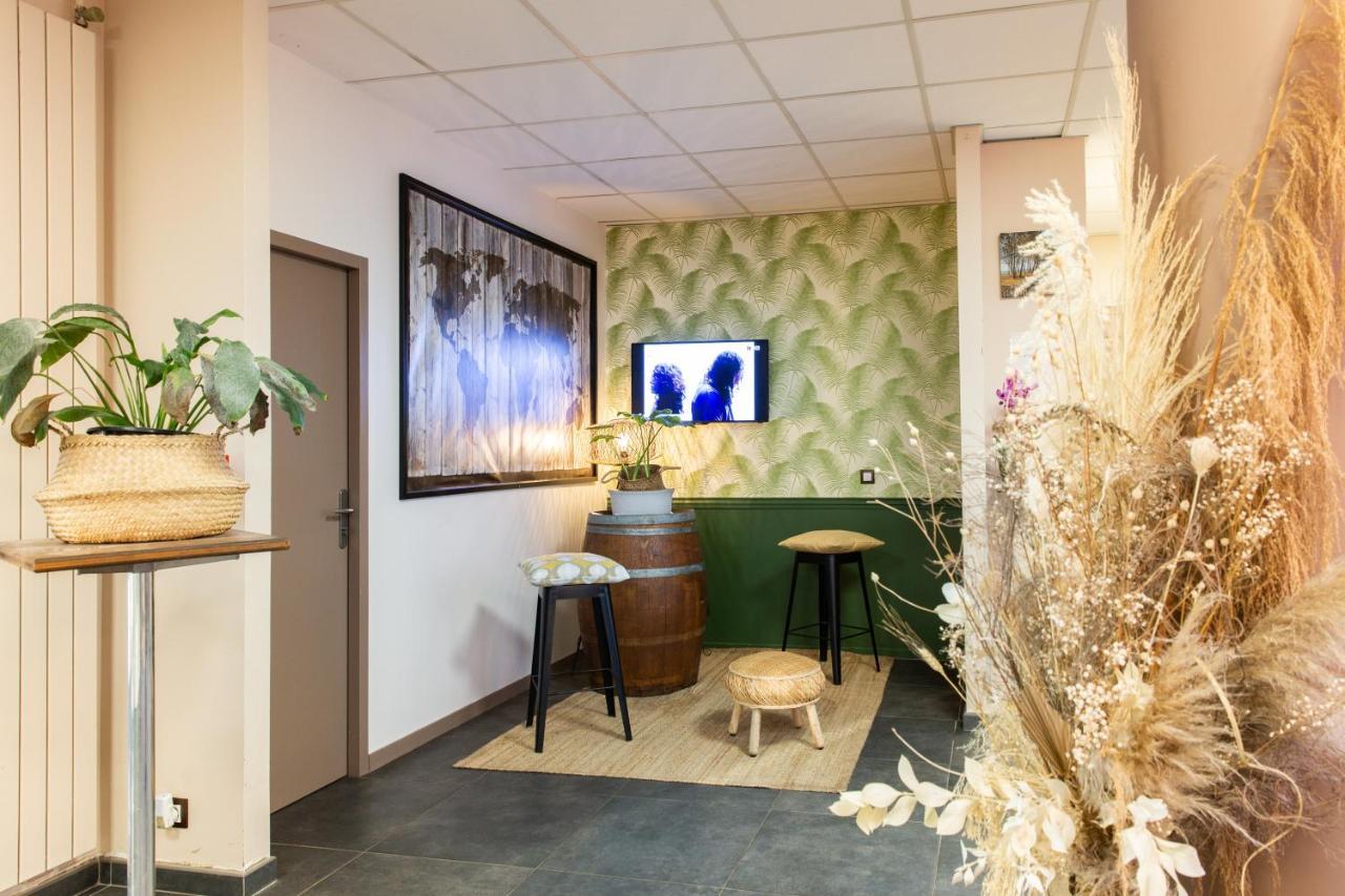 Auberge De Jeunesse Hi Bordeaux-Blanquefort - Ex Otellia Экстерьер фото