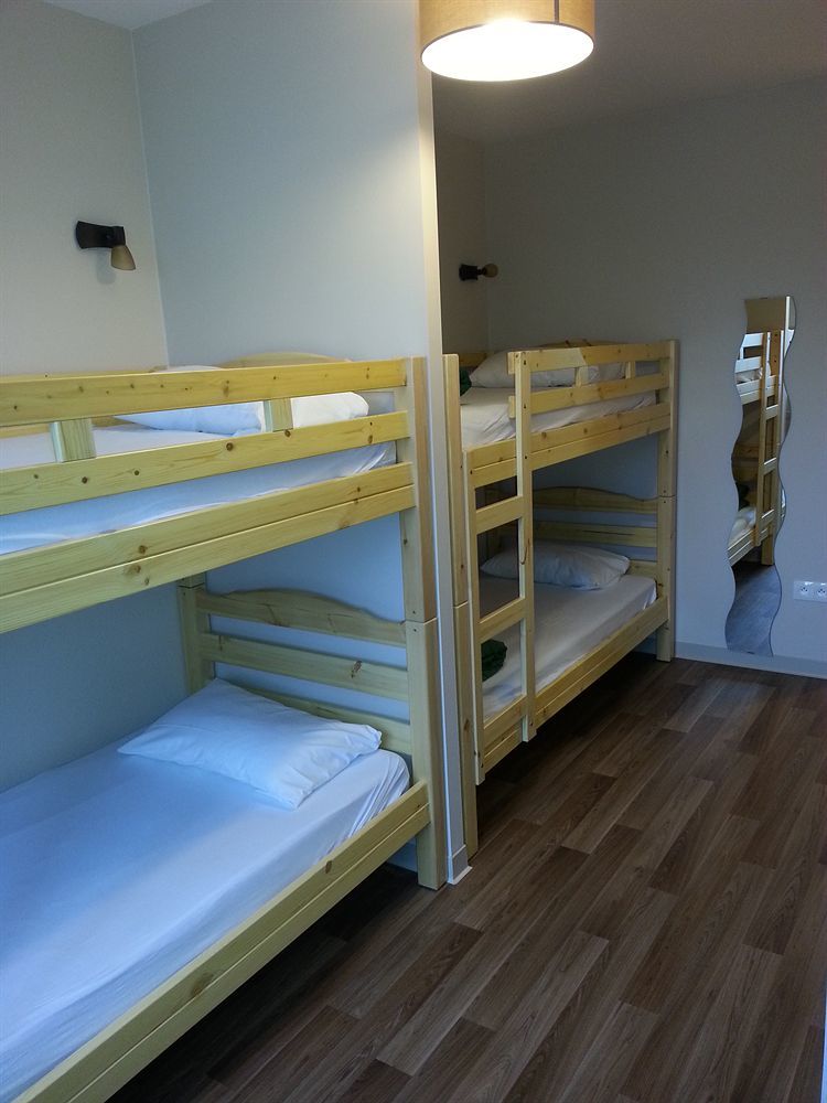 Auberge De Jeunesse Hi Bordeaux-Blanquefort - Ex Otellia Экстерьер фото